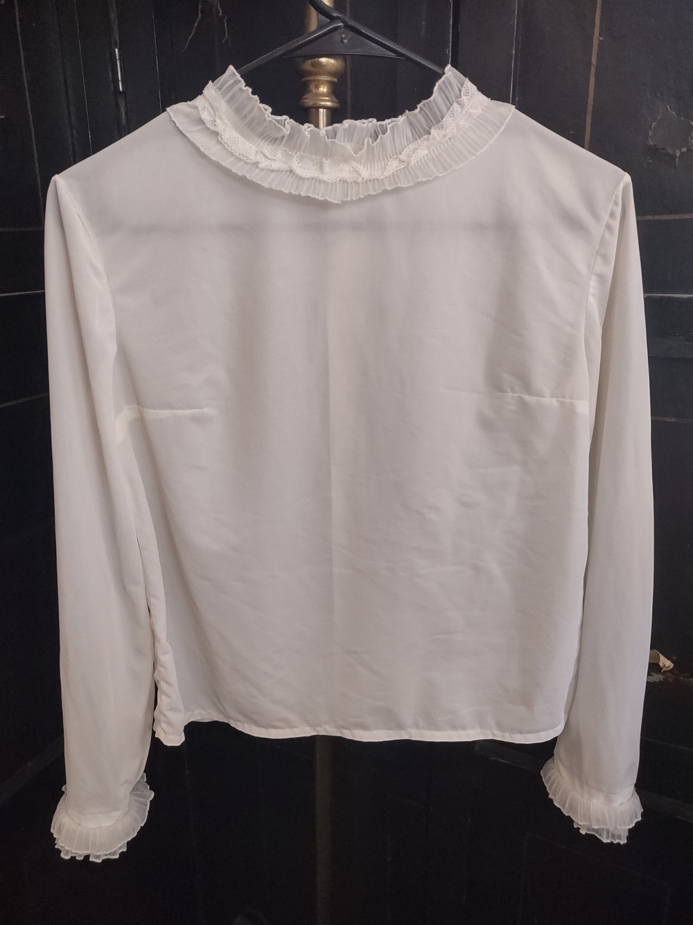 Vintage And Handmade, Ruffle-Neck Top - Small